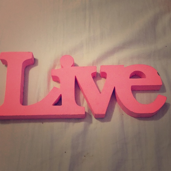 Decor - Picture 1 of 1